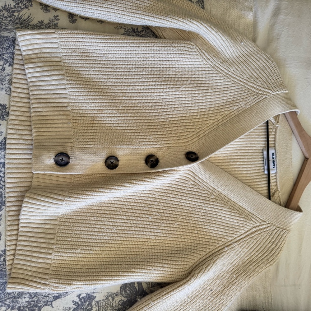 Old Navy Cream Classic Knit Cardigan